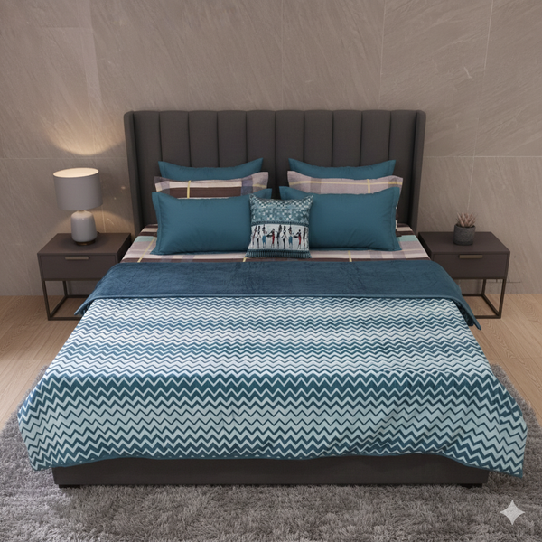 Blue Zigzag Pattern Double Warm and Reversible Duvet Cover