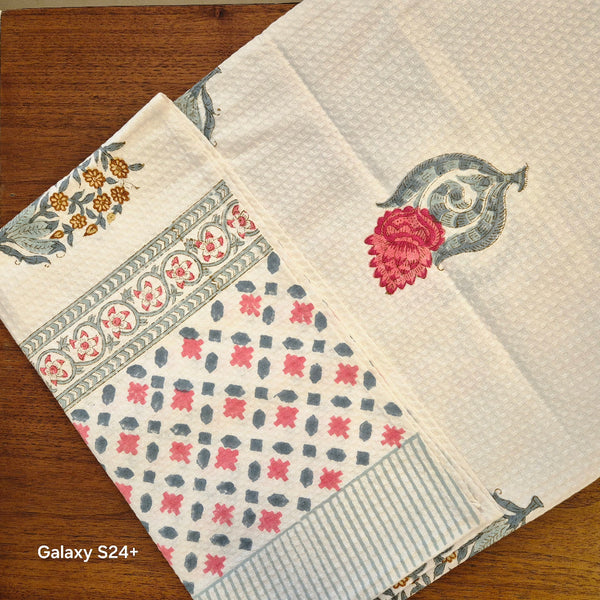 Nature Love Hand Blocked Bath Towel