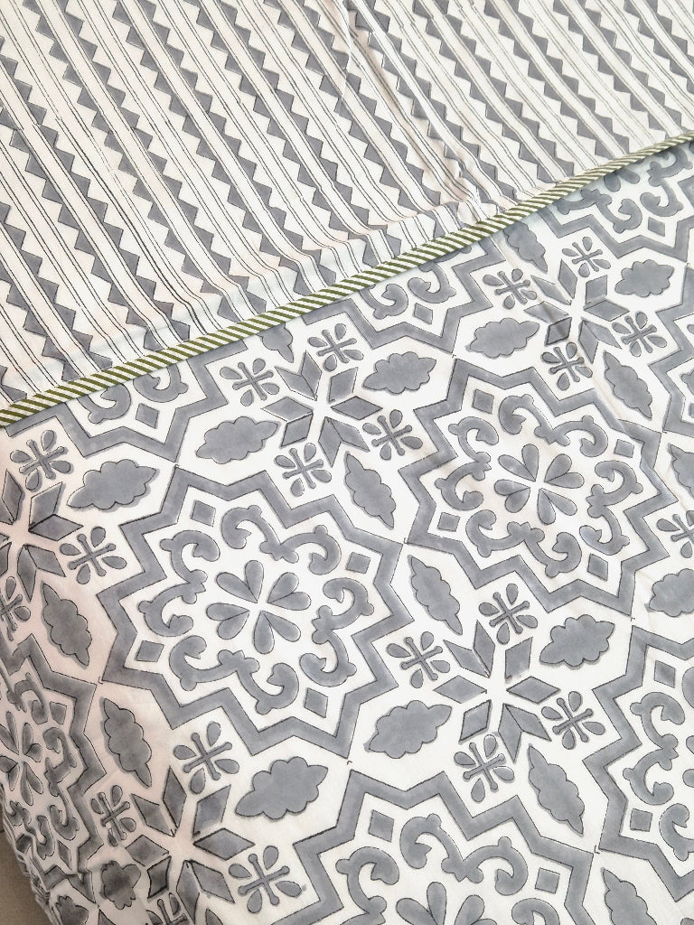 Grey Charm Single Hand Blocked Dohar