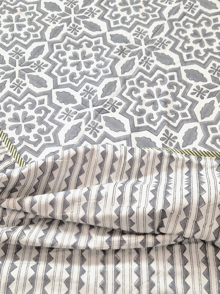 Grey Charm Single Hand Blocked Dohar