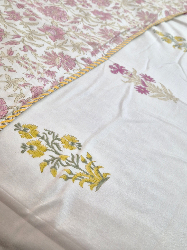 Flower's Magic Single Hand Blocked Dohar