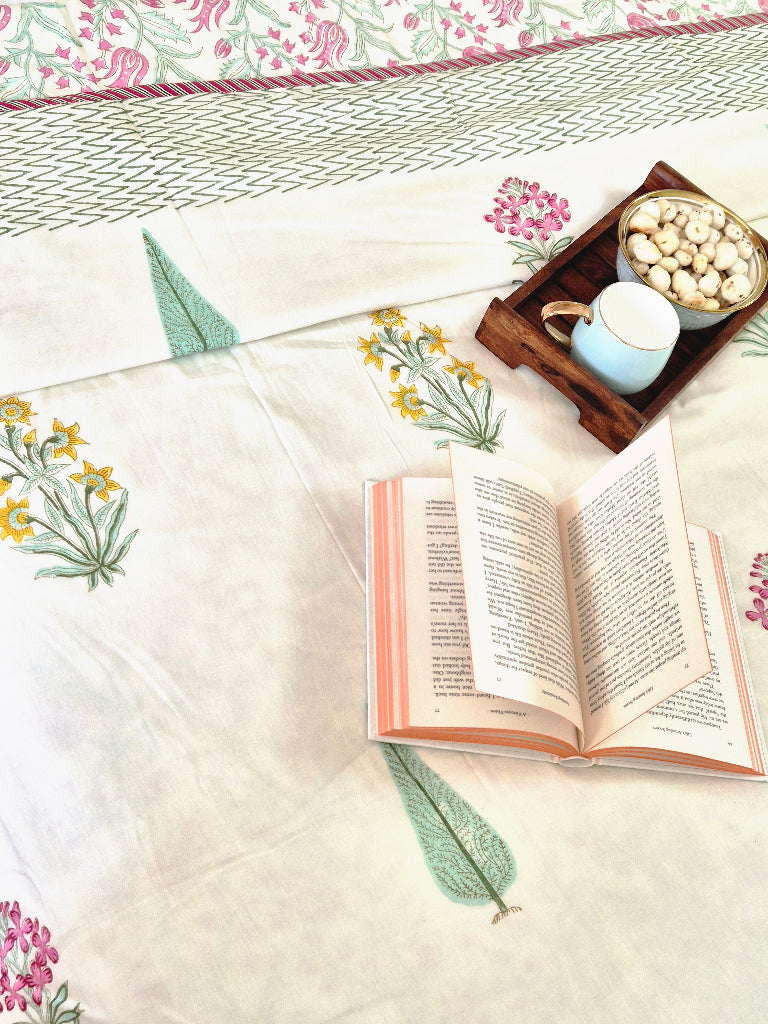Off White Base Floral Print Double Hand Blocked Dohar