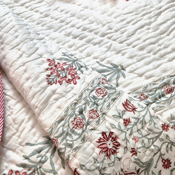 Phoolon ki Mehak Double Hand Blocked Quilt
