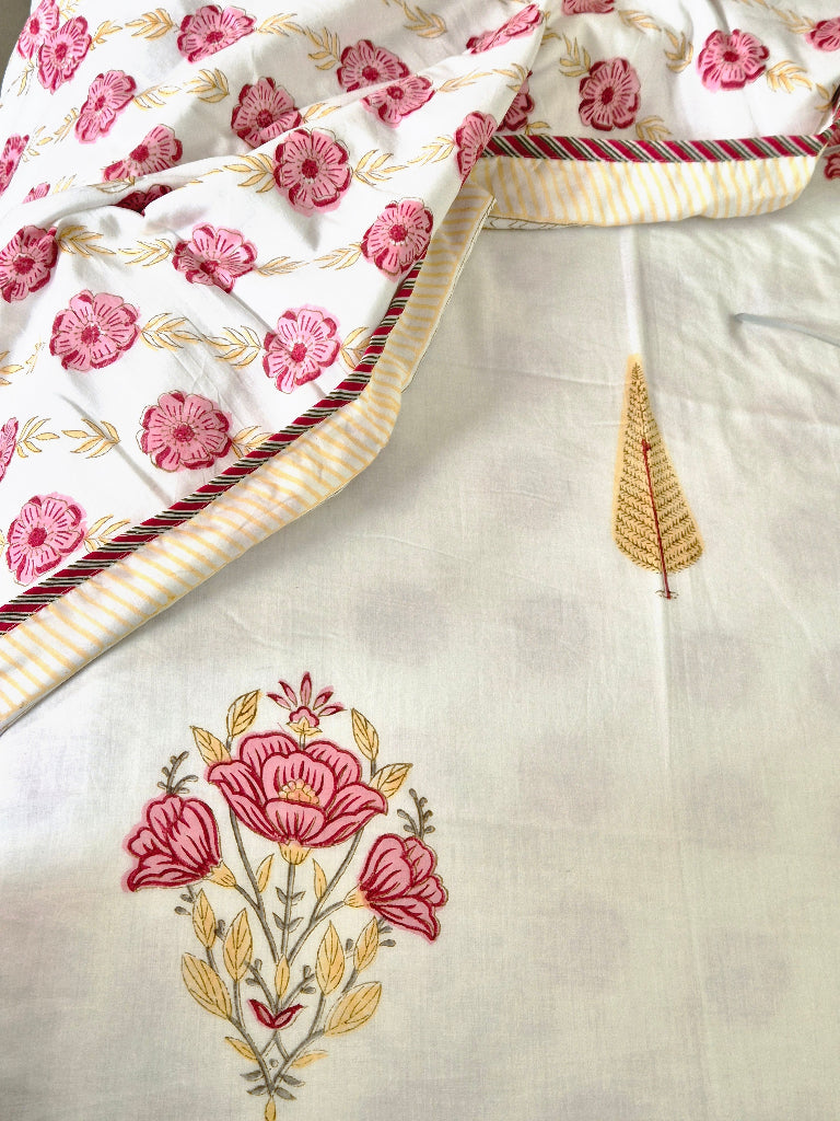Aangan Bloom Single Hand Blocked Dohar