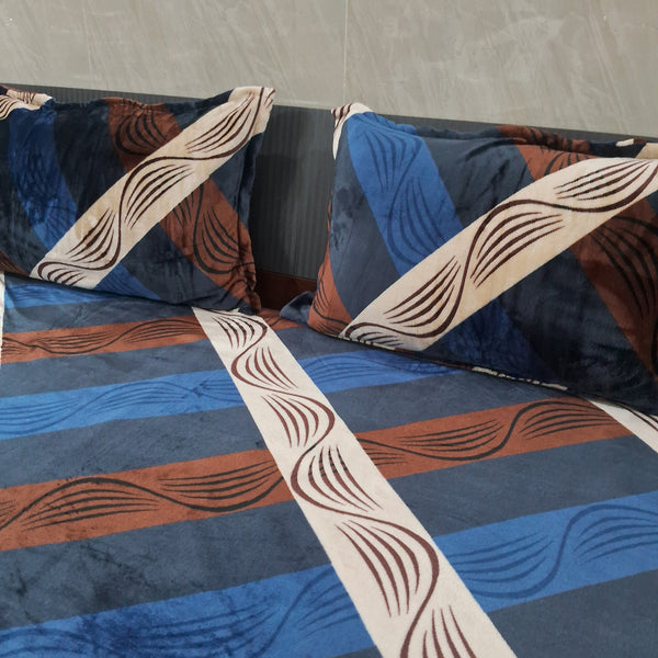 Geometrical Print Warm Bedsheet
