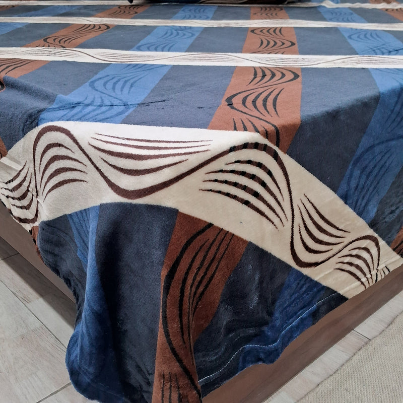 Geometrical Print Warm Bedsheet