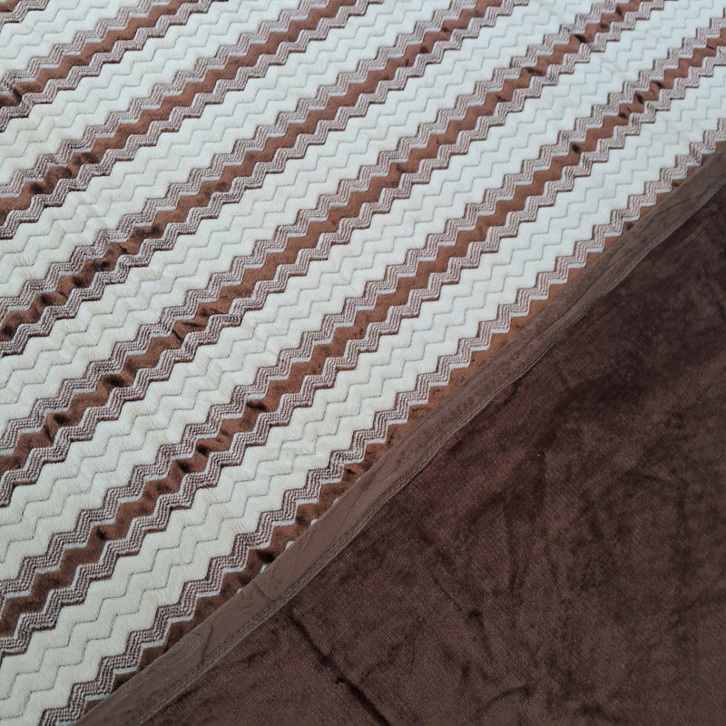 Brown and White Double Warm and and Reversible Duvet Cover