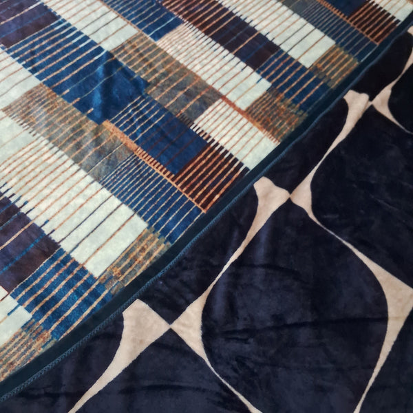 Bold Geometric Print - Single Warm and Reversible Duvet Cover