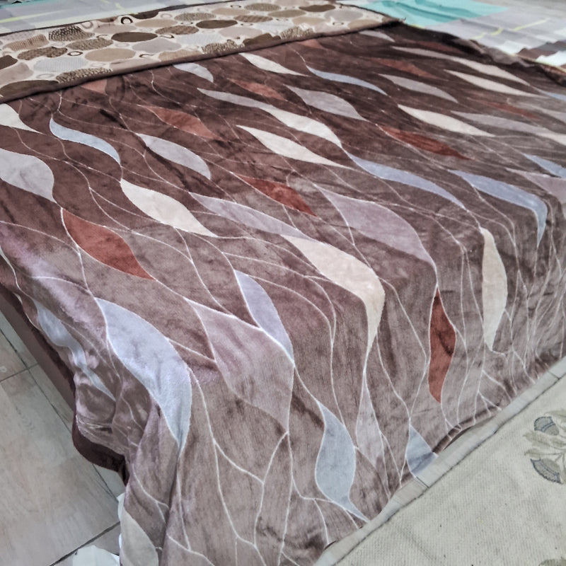 Brown Wavy Print - Single Warm and Reversible Duvet Cover