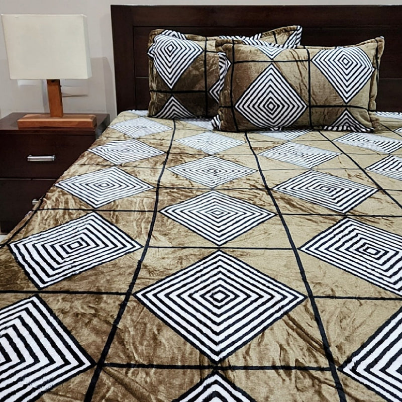 Brown Geometric Pattern Warm Bedsheet