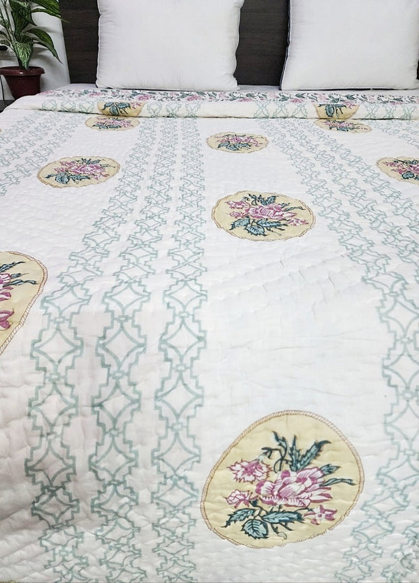 Artistic Beauty Double Hand Blocked Quilt