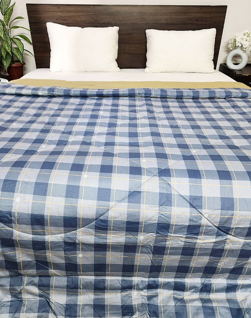 Blue and White Check Print Double Comforter