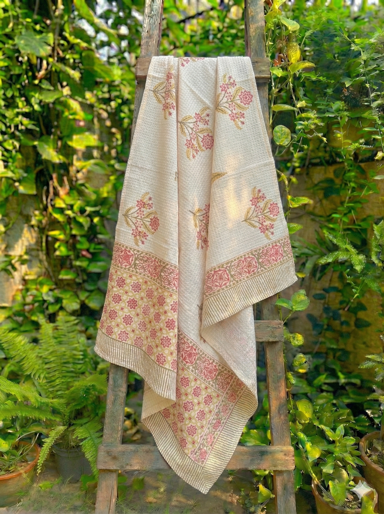 Bathing Comfort Hand Blocked Bath Towel