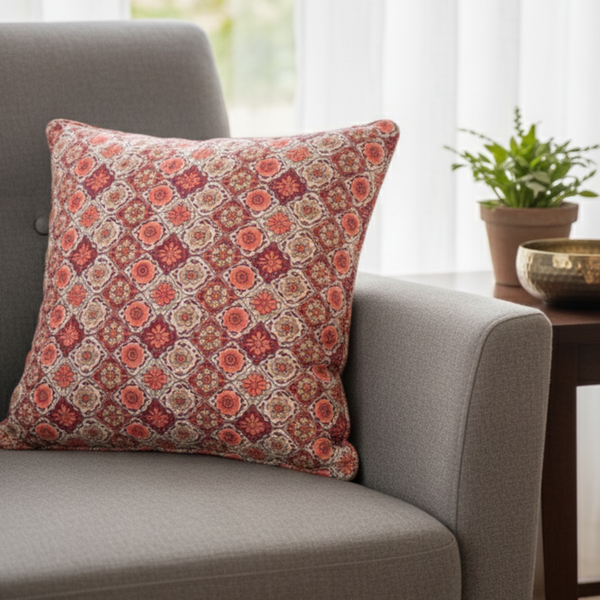 Kyaari Print - Quilted Reversible Cushion Cover