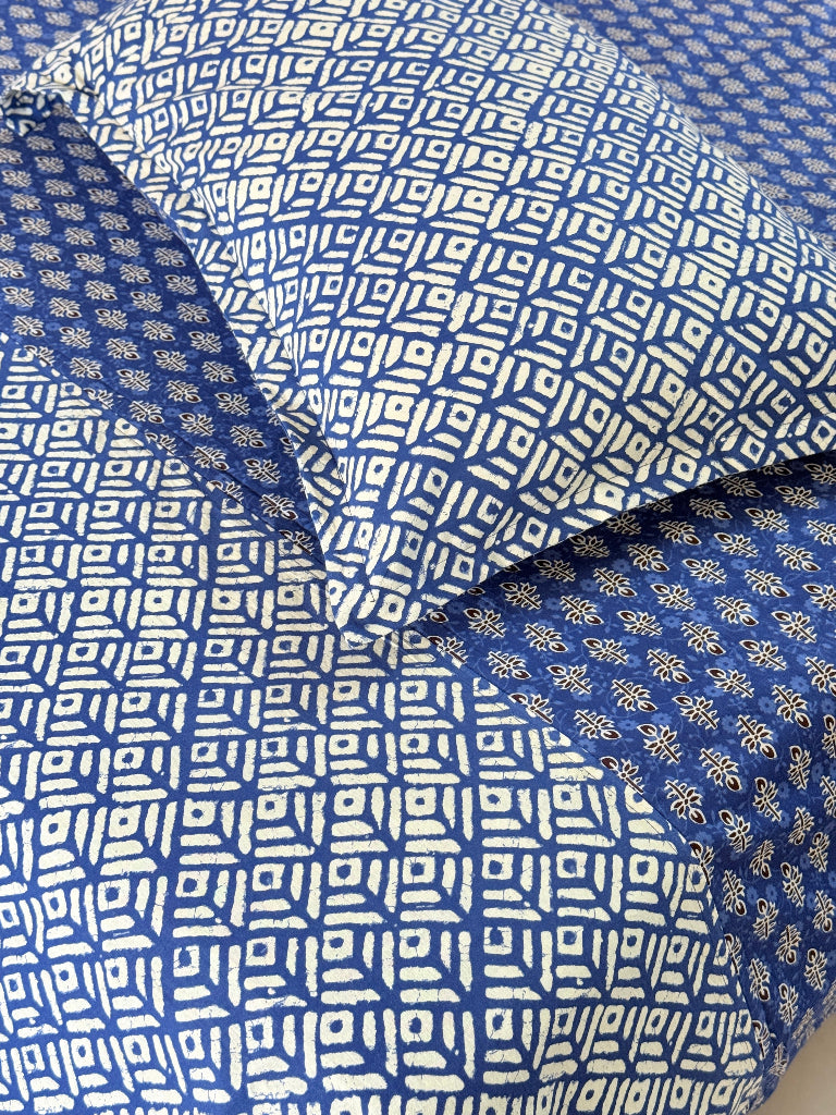 Blue and White Floral Pattern Ajrakh Bedsheet