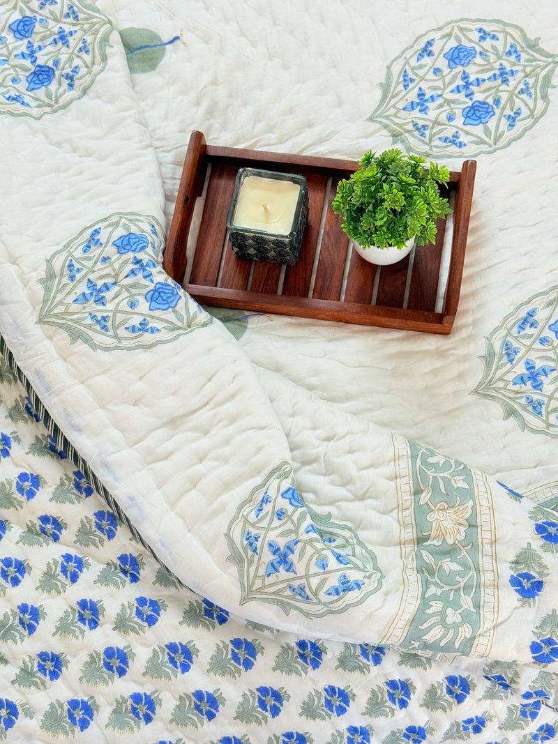 Stay Warm Single Hand Blocked Quilt