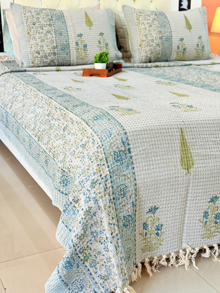 Blue Floral Art Hand Blocked South Cotton Weave Bedcover