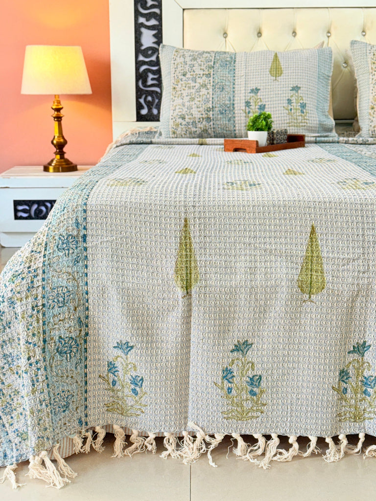 Blue Floral Art Hand Blocked South Cotton Weave Bedcover