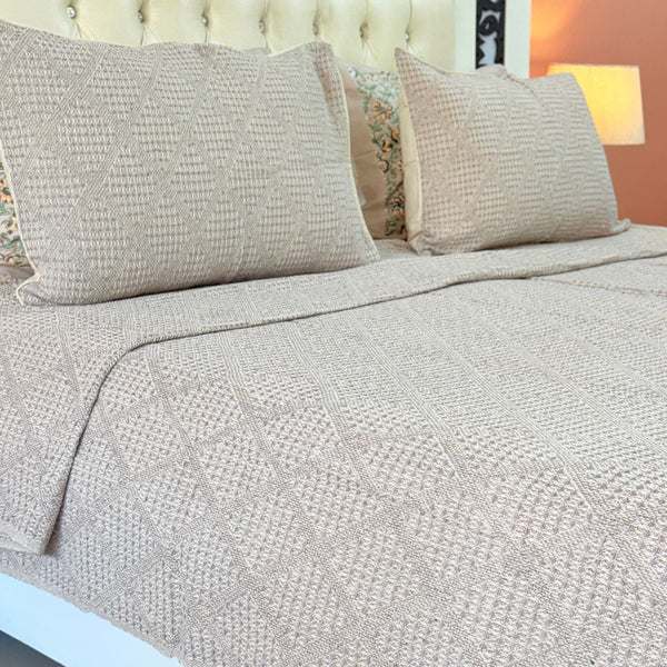 Regal Rest Hand Blocked South Cotton Weave Bedcover (Beige Color)
