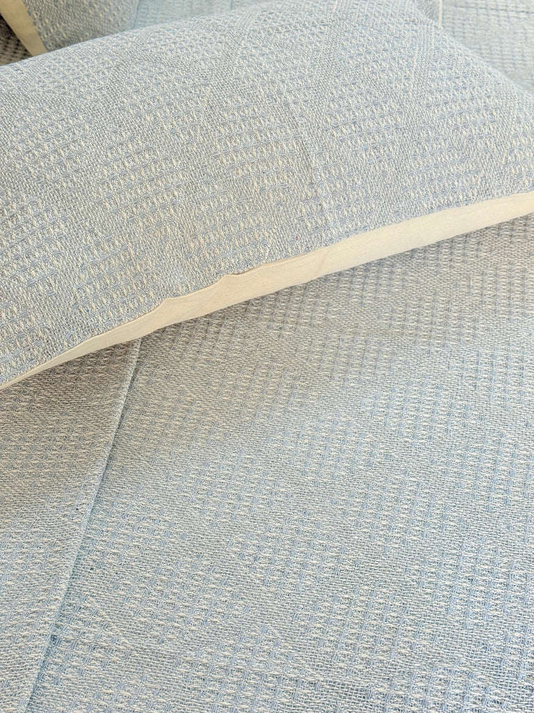 Threaded Calm South Cotton Weave Bedcover (Pastel Blue)