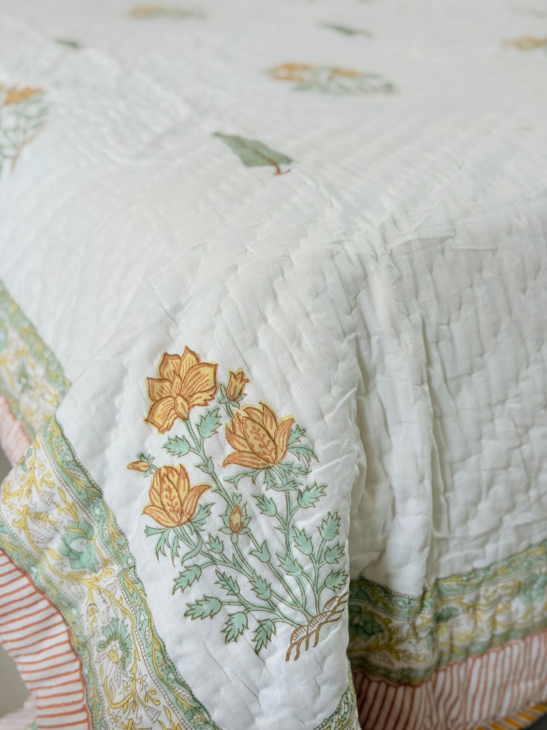 Handloom Haven Single Hand Blocked Quilt