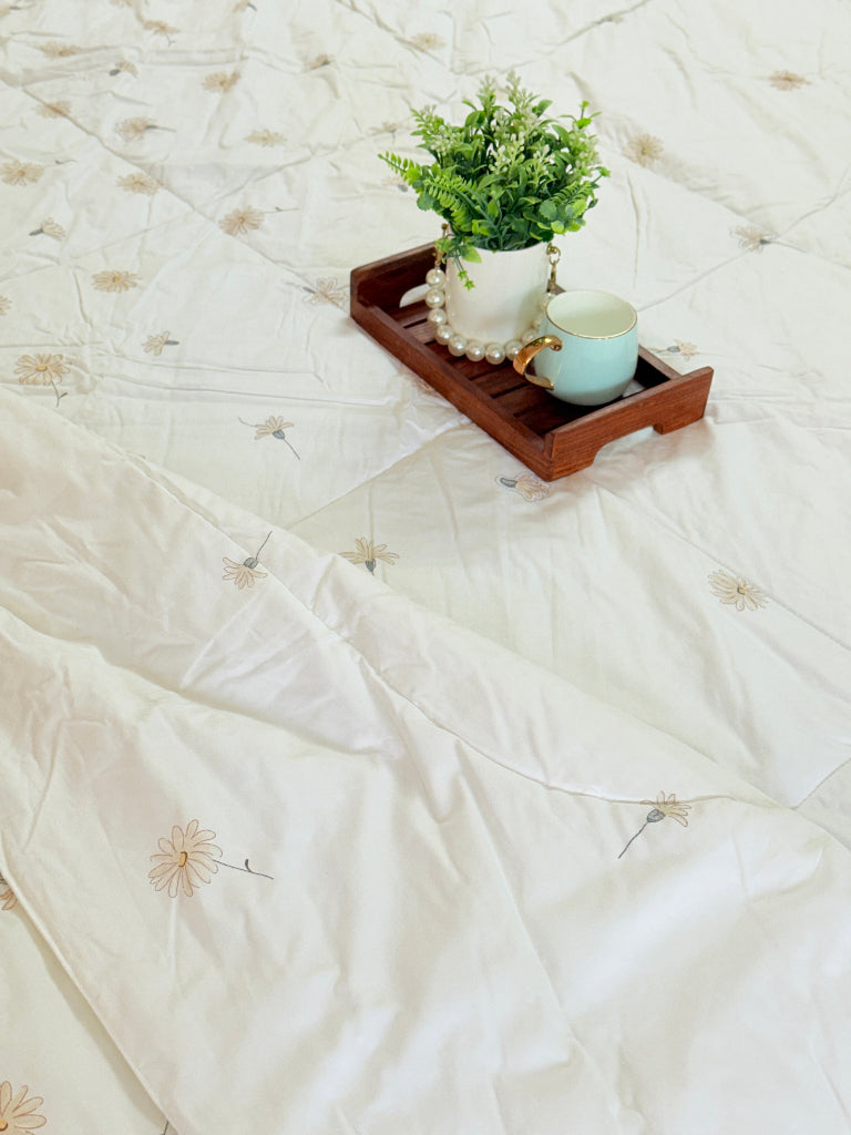 Coconut Fiber Floral Print Double Comforter