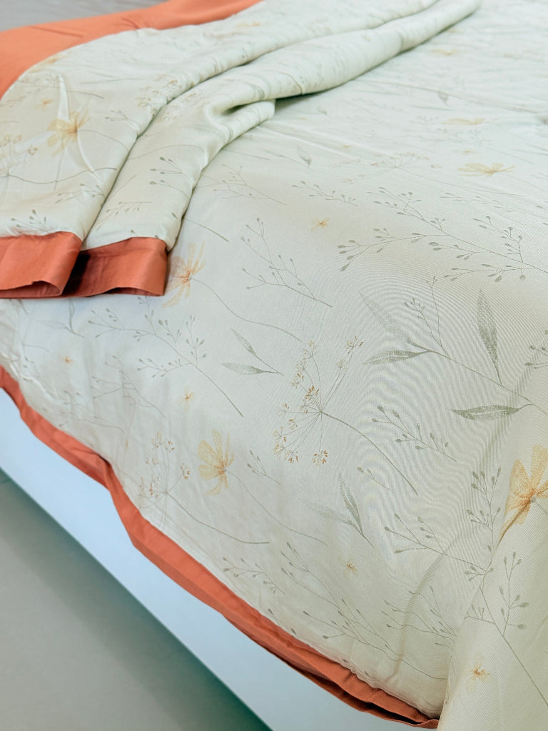 Elegant Florals Double Bed Comforter