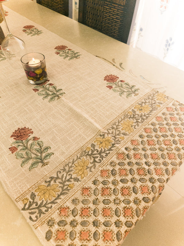 Daawat-e-Khaas - Table Runner