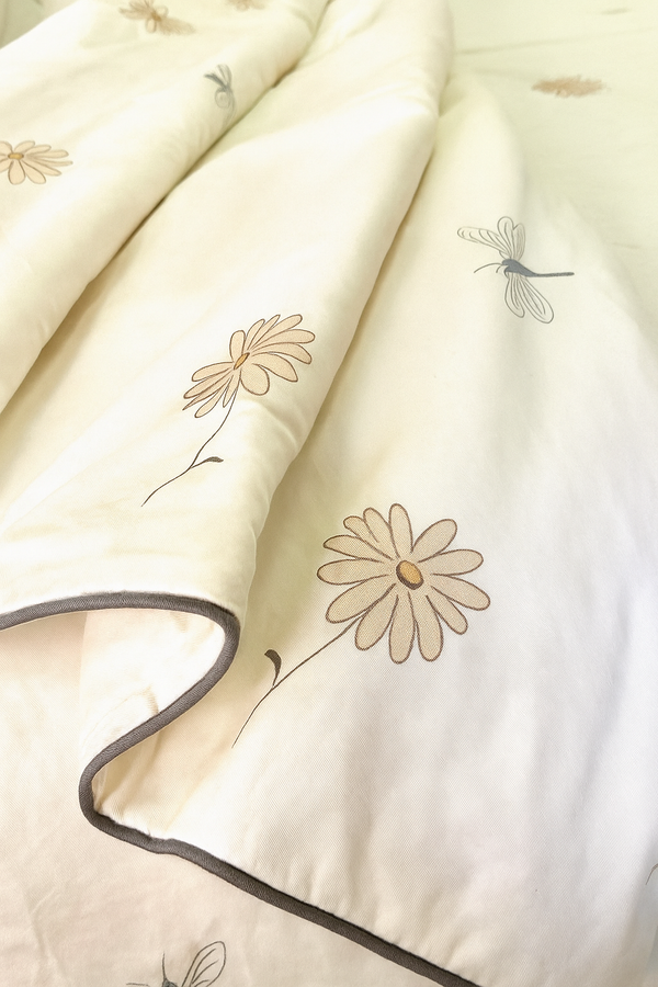 Coconut Fiber Floral Print Double Comforter