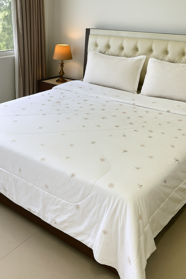 Coconut Fiber Floral Print Double Comforter