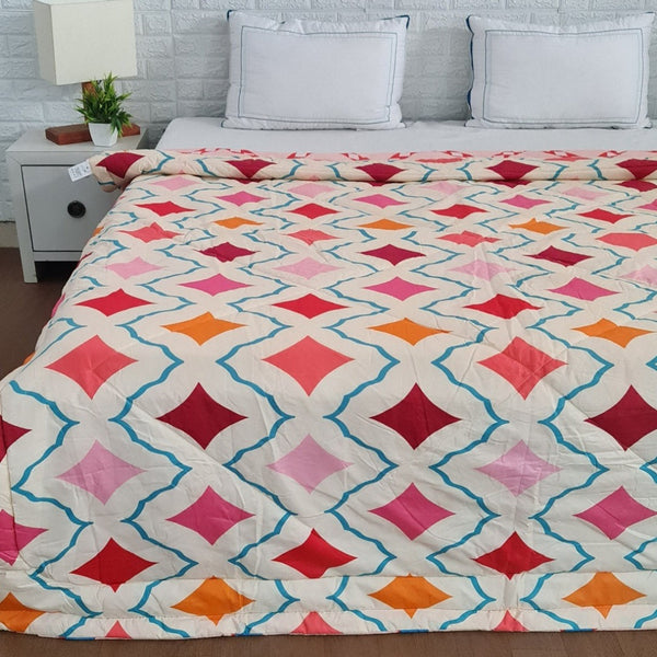 Multicolor Diamond Pattern Double Comforter