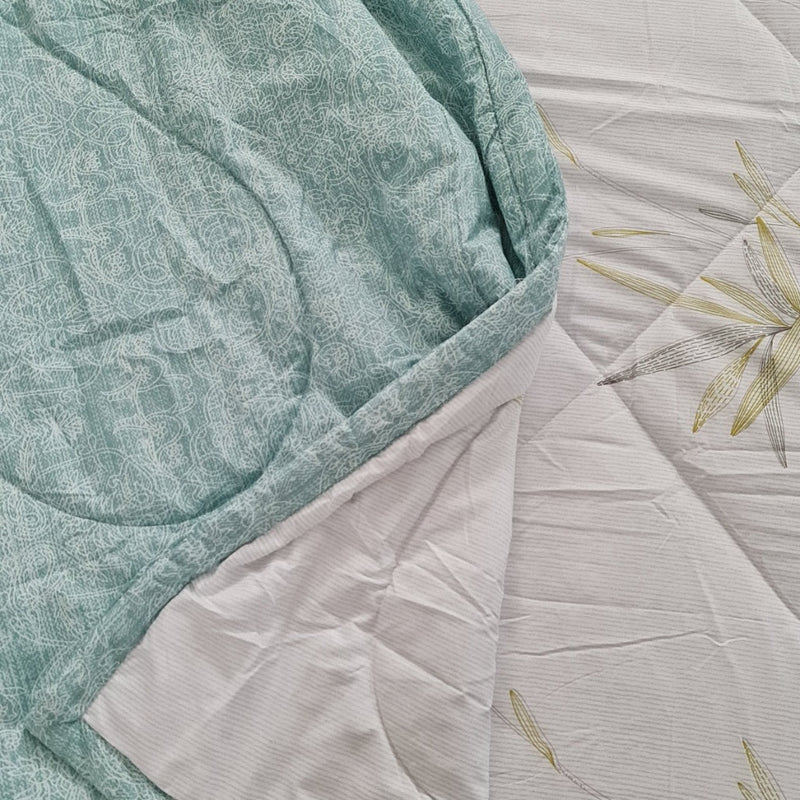 Floral with Zigzag Pattern - Double Comforter