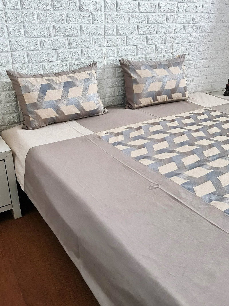 Greyish Blue Geometrical Pattern Handloom Cotton Bedcover