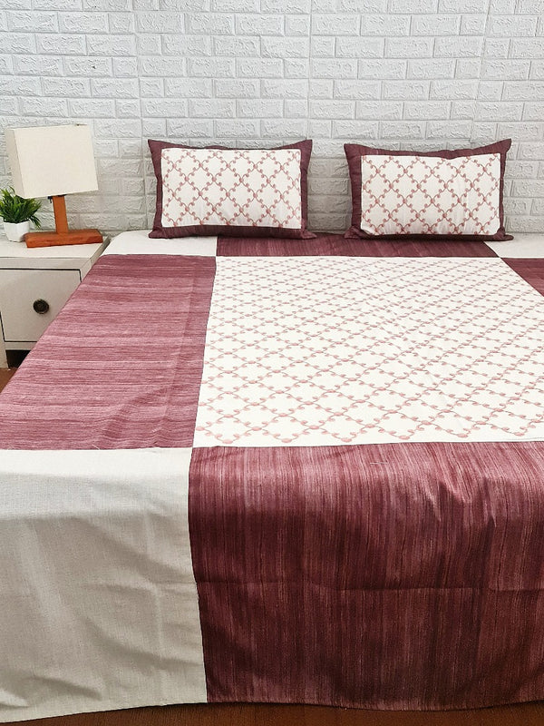 Mauve and Off White Grid Pattern Handloom Cotton Bedcover