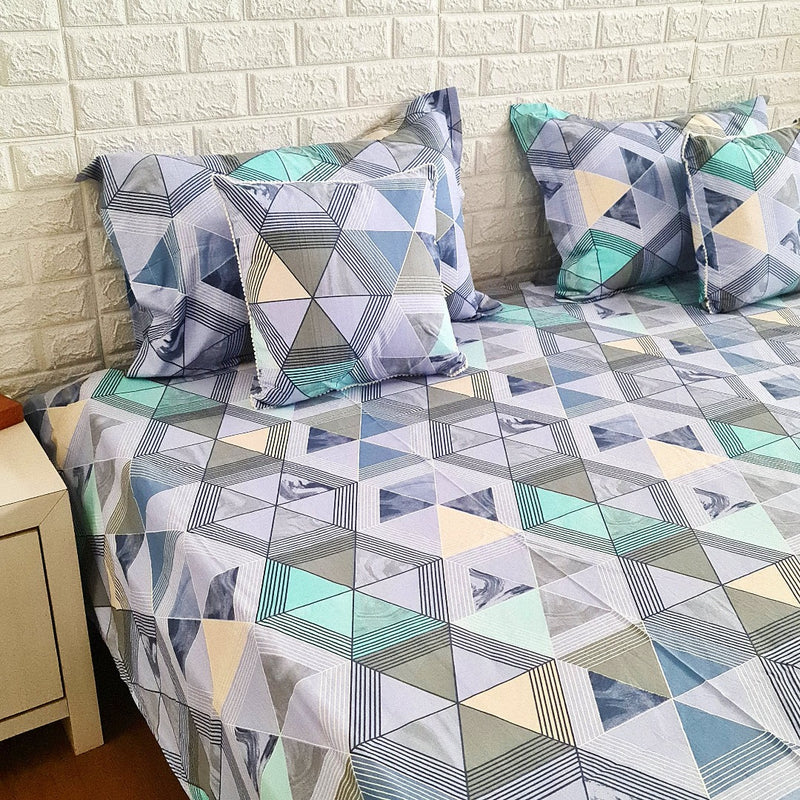 Blue & Green Geometrical Pattern Printed Bedsheet Set