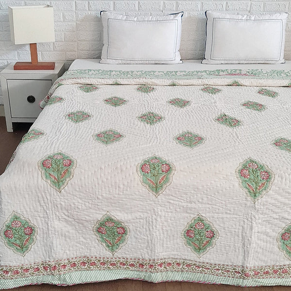 Artistic Beauty Double Hand Blocked Quilt