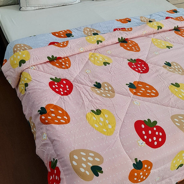 Love for Strawberries - Kids Comforter