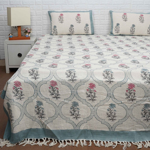 Jute Bed Cover - Flower Motif