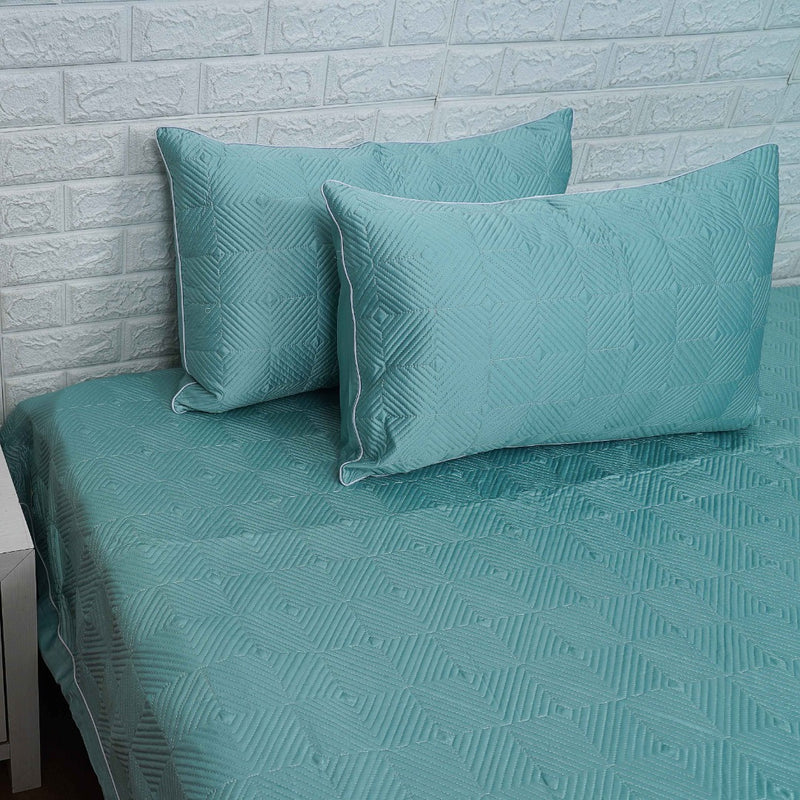 Turquoise Shade Silk Cotton Quilted Bedcover