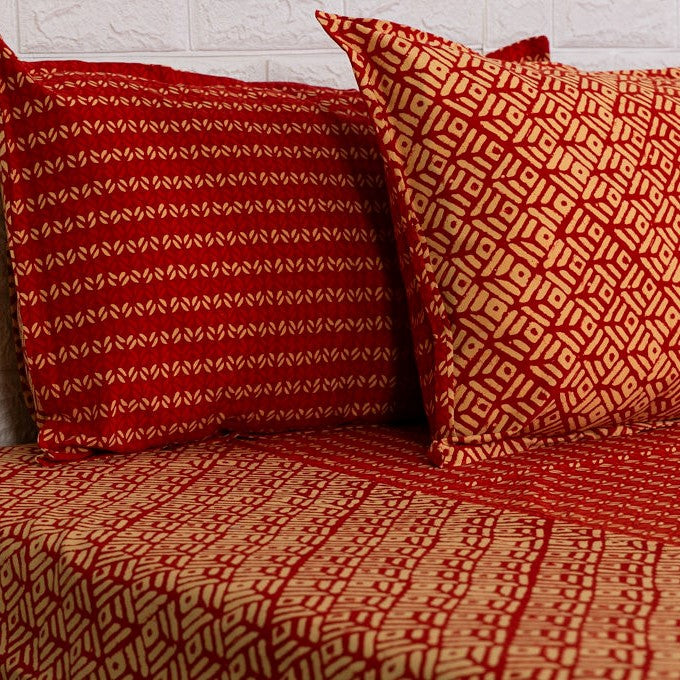 Cherry Red Leaf and Flower Buti Print Bedsheet